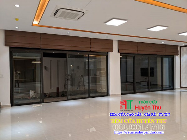 rèm roman tự động